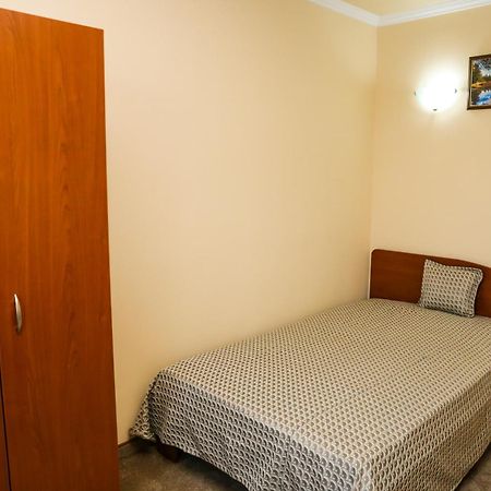 Hotel Bulgaria Kurdzhali Room photo